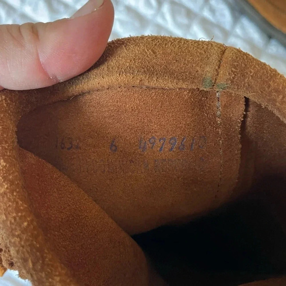 Minnetonka fringe boots - Picture 4 of 8